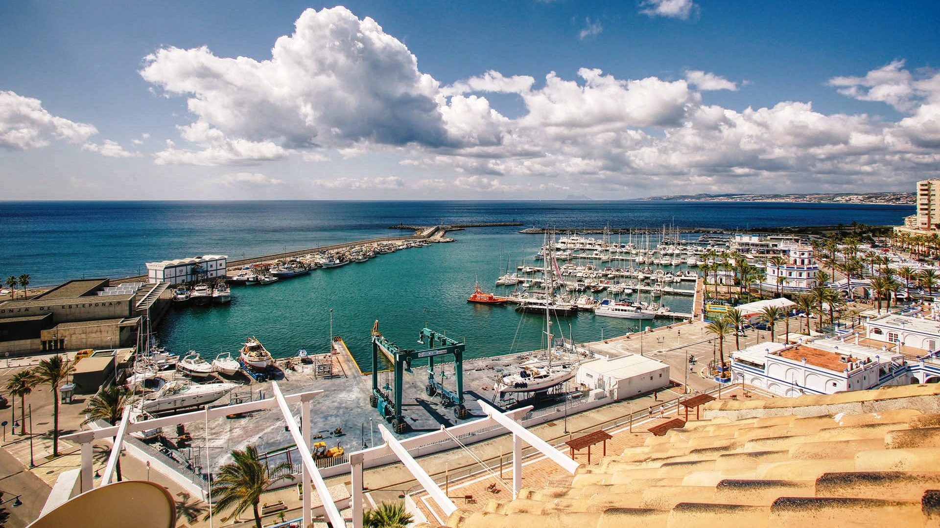 Estepona, question of details